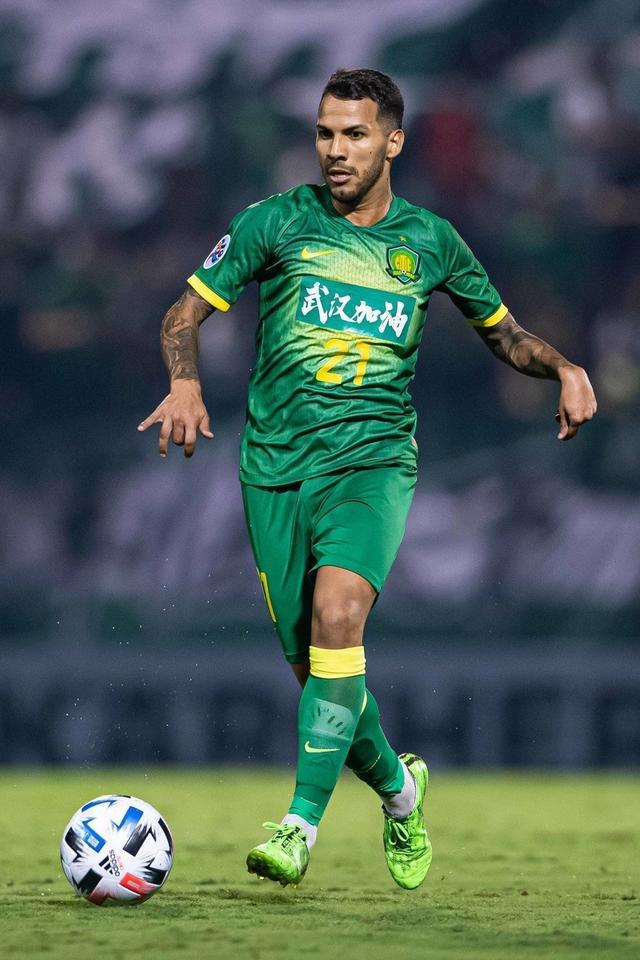 开云体育刚刚！武汉三镇调整名单备战中超那不勒斯临场应变备战法甲，杜兰特在SKT比赛中突破纪录的简单介绍